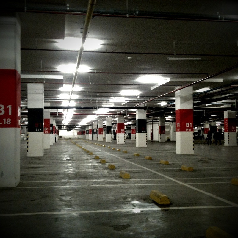 Gandaria City Parking Lot. © gueamu/Flickr