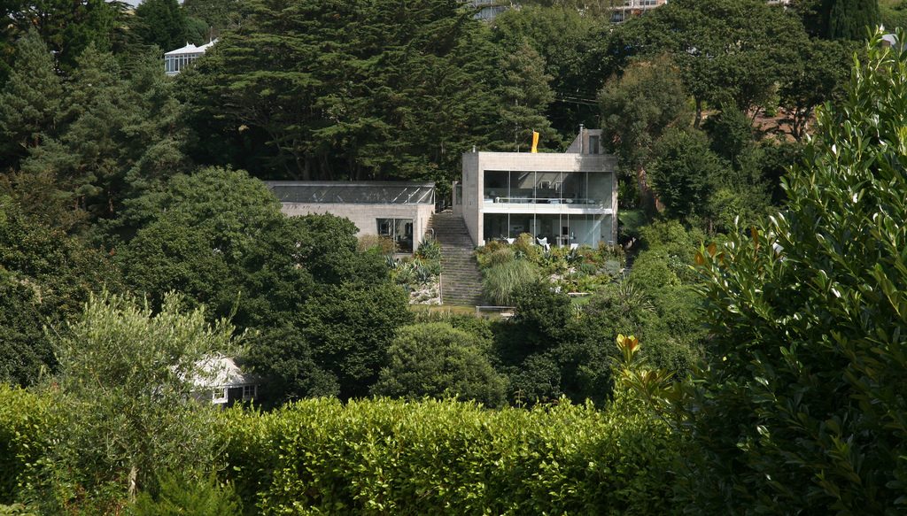 خانه‌ی «کریک وین» اثر تیم فور (۱۹۶۶)