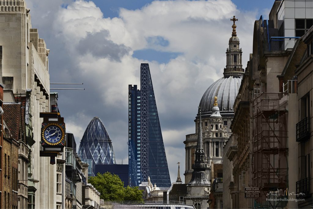 ساختمان لیدن هال لندن، ملقب به «رنده‌ی پنیر» (۲۰۱۴)