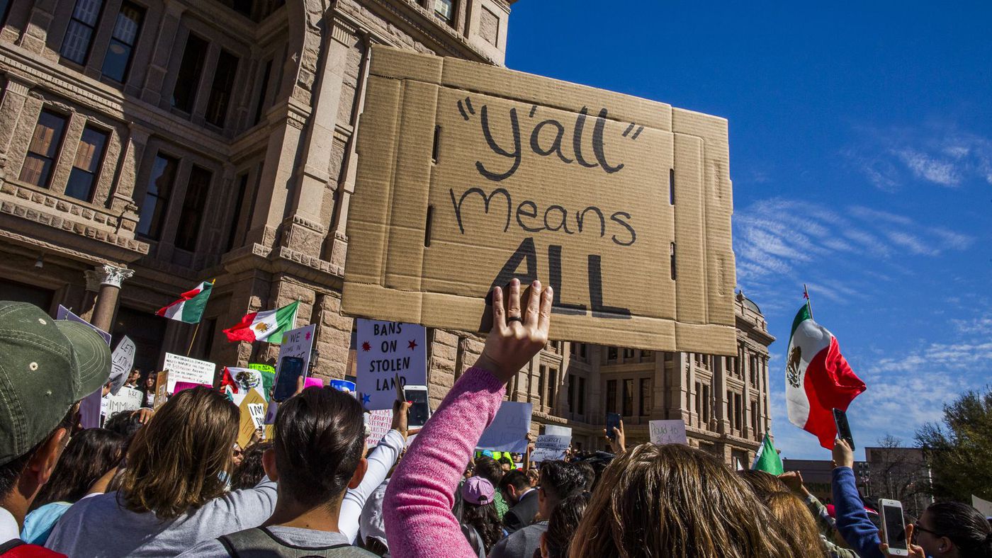 «روز بدون مهاجرت» شهر آستین، تگزاس. اعتراضی به سیاست‌های مهاجرتی ترامپ